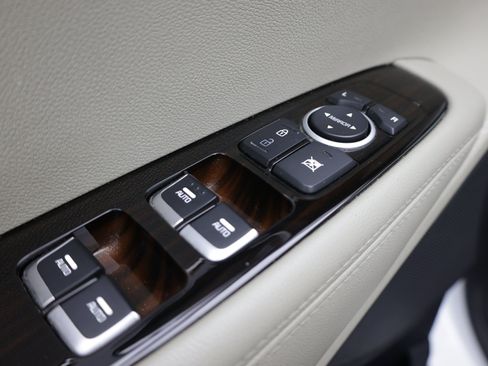 Used 2019 Kia Sorento EX FWD image 12