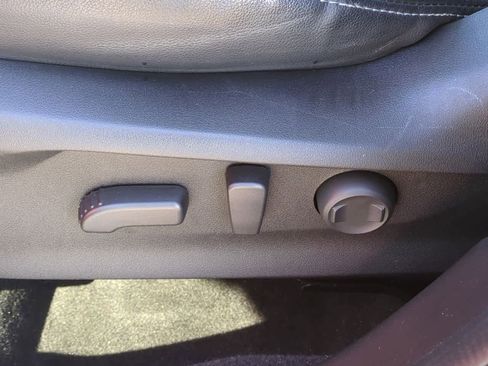 Certified 2022 Subaru Forester Limited image 16