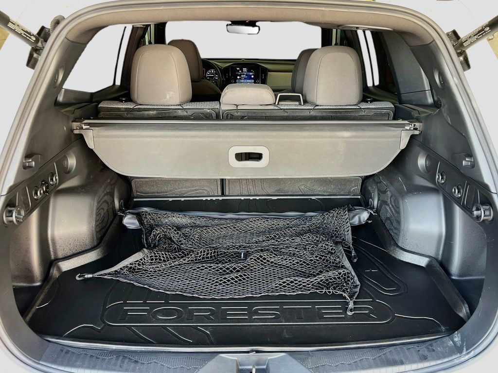 Used 2025 Subaru Forester Premium w/ Convenience Package #1 AWD/4WD image 26