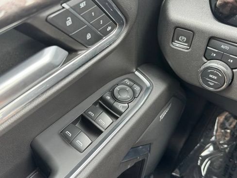 Certified 2023 Chevrolet Silverado 1500 LTZ AWD/4WD image 28