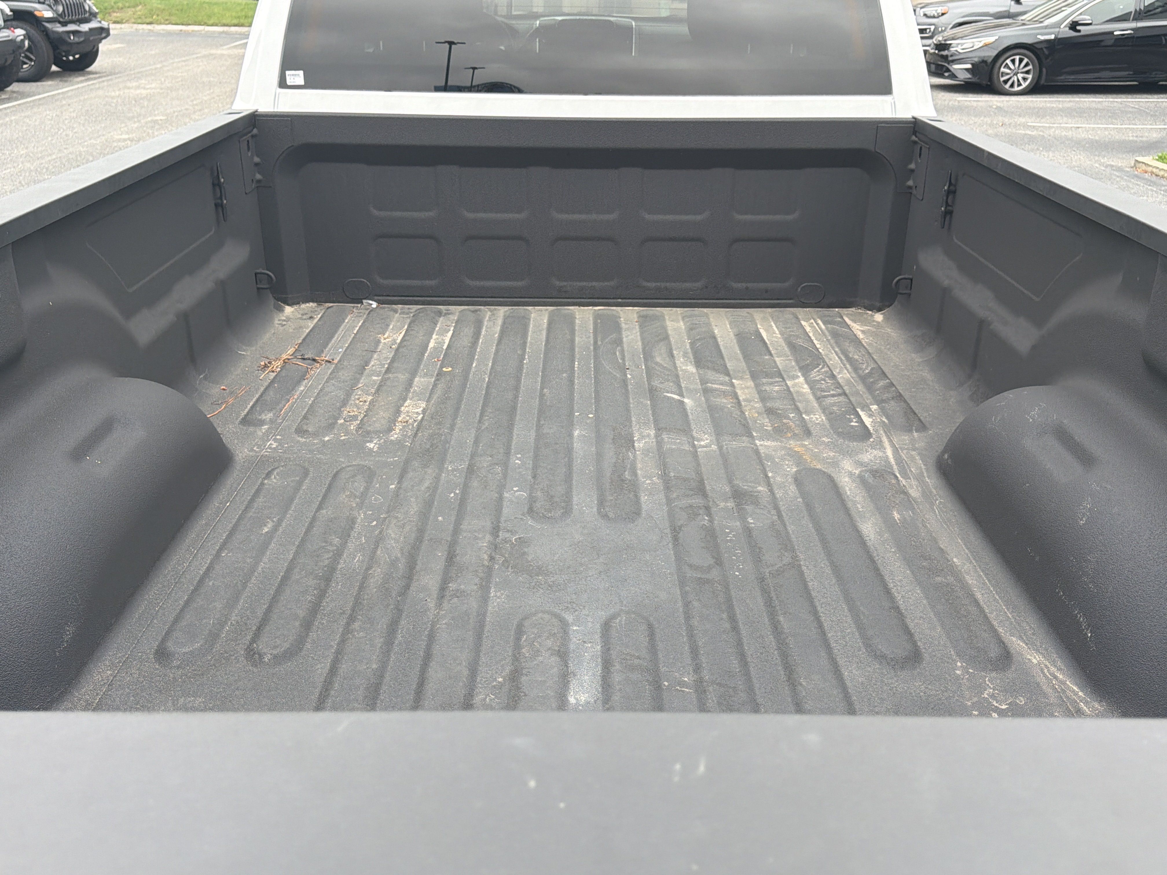 Used 2025 RAM 2500 Big Horn AWD/4WD image 30
