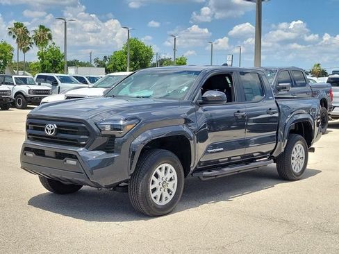 Used 2025 Toyota Tacoma SR5 RWD image 3