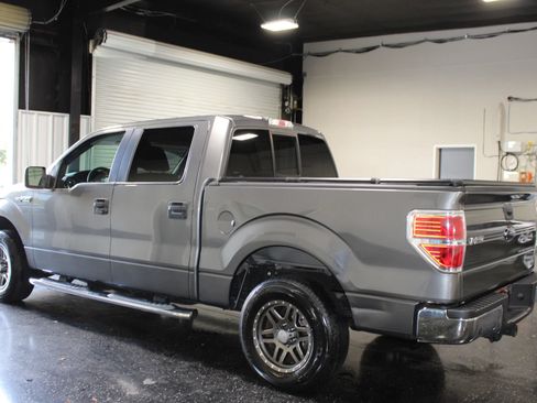 Used 2010 Ford F150 XLT RWD image 6