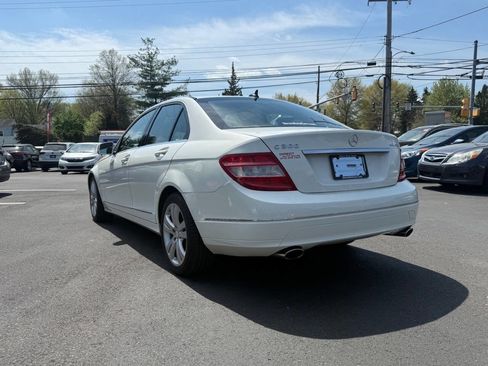 Used 2011 Mercedes-Benz C 300 4MATIC Sedan image 7