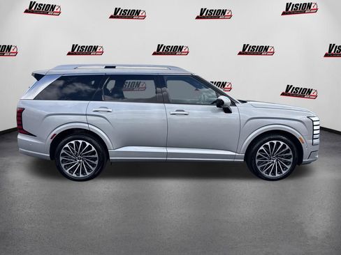 Used 2026 Hyundai Palisade Calligraphy AWD/4WD image 4