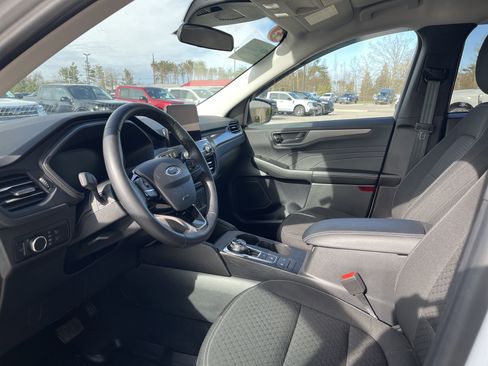 Certified 2023 Ford Escape Active AWD/4WD image 12