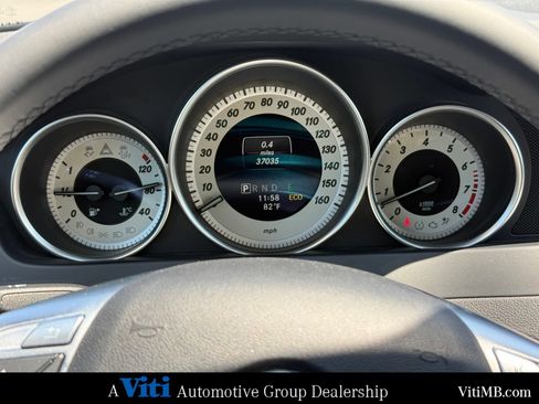 Used 2014 Mercedes-Benz C 300 4MATIC Sedan image 32