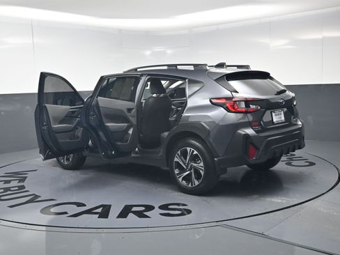 Used 2024 Subaru Crosstrek 2.0i Premium AWD/4WD image 26