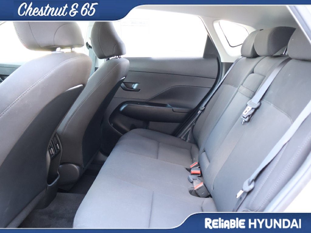 Certified 2024 Hyundai Kona SEL w/ Convenience Package FWD image 17