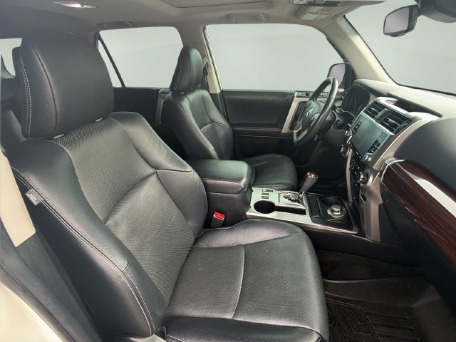 Used 2023 Toyota 4Runner Limited AWD/4WD image 10