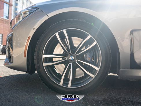 Used 2020 BMW 750i xDrive xDrive M SPORT LINE w/ Executive Package image 9