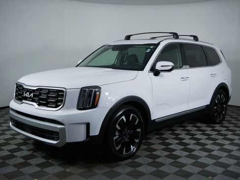 Certified 2025 Kia Telluride SX image 4