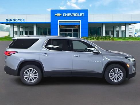 Used 2023 Chevrolet Traverse LT w/ LPO, Cargo Package image 4