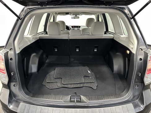 Used 2017 Subaru Forester 2.5i w/ Alloy Wheel Package image 26