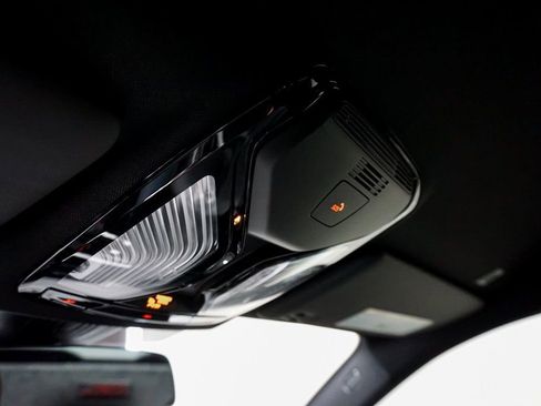 Used 2023 BMW M4 CSL RWD image 82