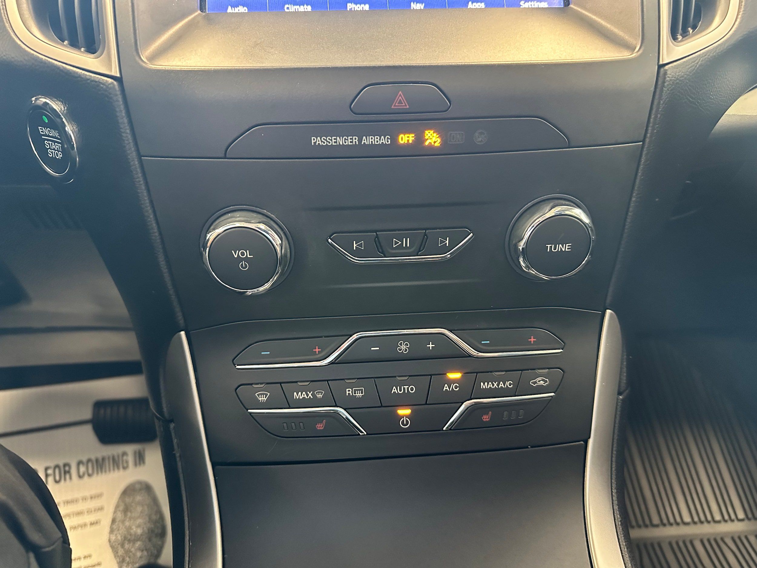 Used 2020 Ford Edge SEL AWD/4WD image 20
