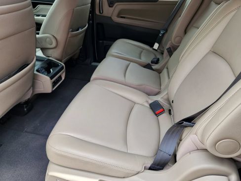 Used 2022 Honda Odyssey Touring image 9
