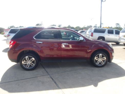 Used 2017 Chevrolet Equinox Premier w/ Enhanced Convenience Package FWD image 5
