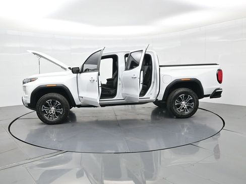 Used 2024 GMC Canyon AT4 w/ Canyon Safety Plus Package image 44