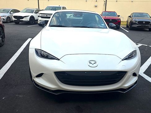 Used 2025 MAZDA MX-5 Miata RF Club RWD image 4