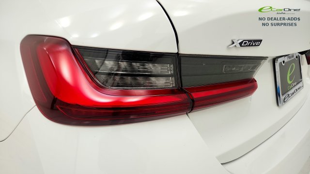 Used 2025 BMW 330i xDrive Sedan AWD/4WD image 27
