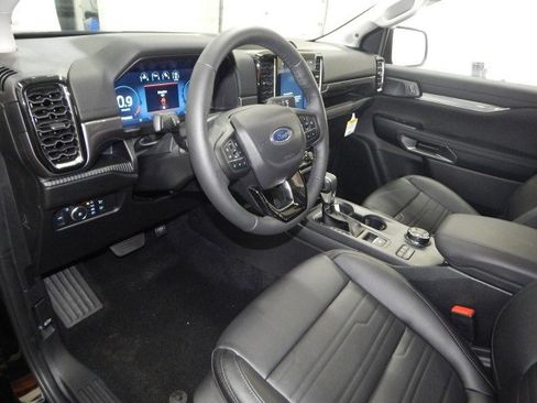New 2025 Ford Ranger Lariat w/ FX4 Off-Road Package image 15