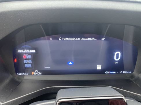 Used 2025 Ford Explorer ST AWD/4WD image 16
