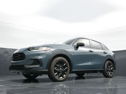 Used 2025 Honda HR-V Sport image 27