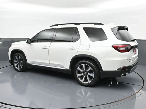 Used 2023 Honda Pilot Touring image 27