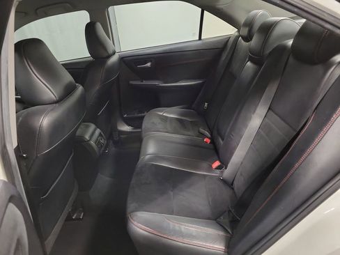 Used 2015 Toyota Camry XSE image 22