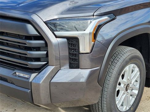 New 2025 Toyota Tundra SR5 image 12