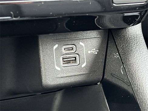 New 2026 Jeep Compass Limited image 24