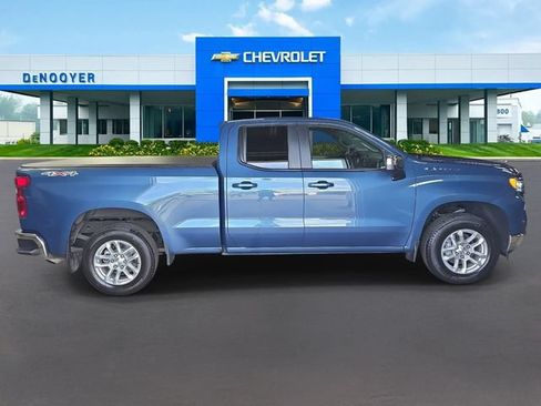 Used 2024 Chevrolet Silverado 1500 LT AWD/4WD image 8