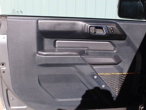 Used 2024 Ford Bronco Badlands image 7