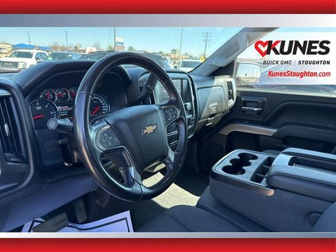 Used 2018 Chevrolet Silverado 1500 LT w/ All Star Edition image 35