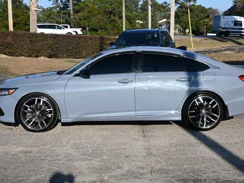 Used 2021 Honda Accord Sport image 2