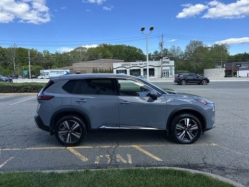 Certified 2023 Nissan Rogue Platinum w/ Platinum Premium Package AWD/4WD image 9