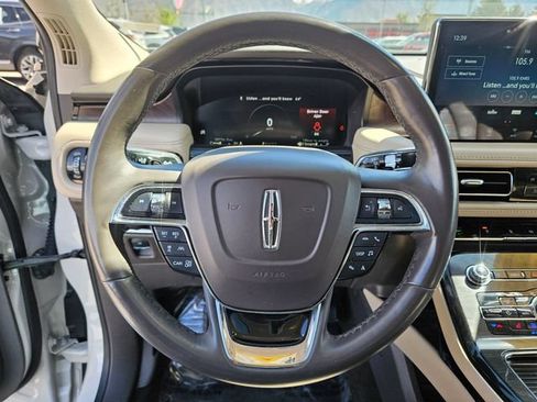 Used 2022 Lincoln Nautilus Reserve AWD/4WD image 16