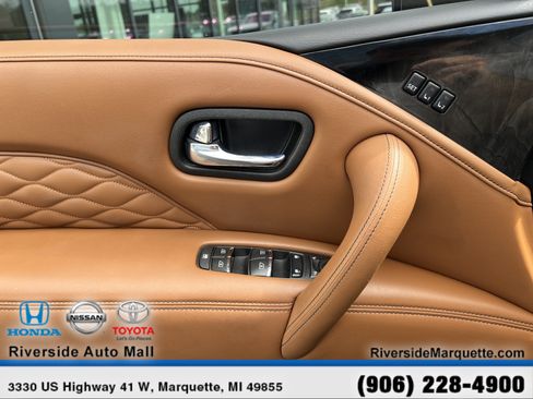 Used 2019 INFINITI QX80 Luxe AWD/4WD image 26