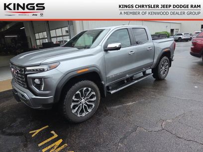Used 2025 GMC Canyon Denali