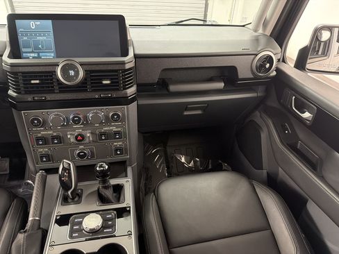 Used 2024 INEOS Grenadier Station Wagon AWD/4WD image 33