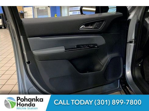 New 2025 Honda Prologue Touring image 13