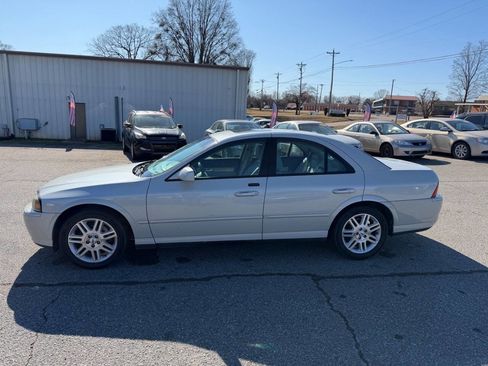 Used 2004 Lincoln LS image 4