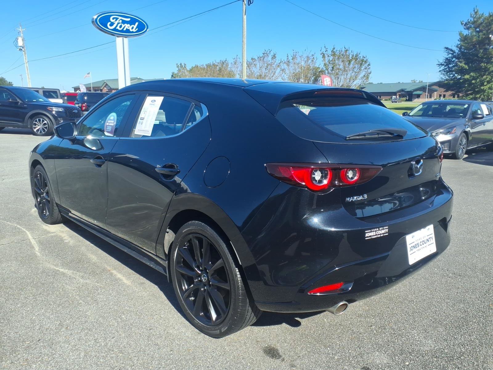 Used 2024 MAZDA MAZDA3 s FWD image 4