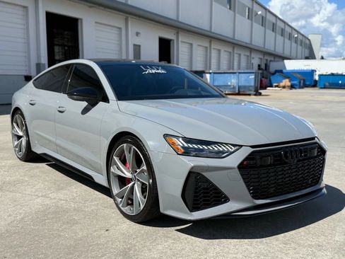Used 2021 Audi RS 7 Sportback w/ Black Optic Package AWD/4WD image 4