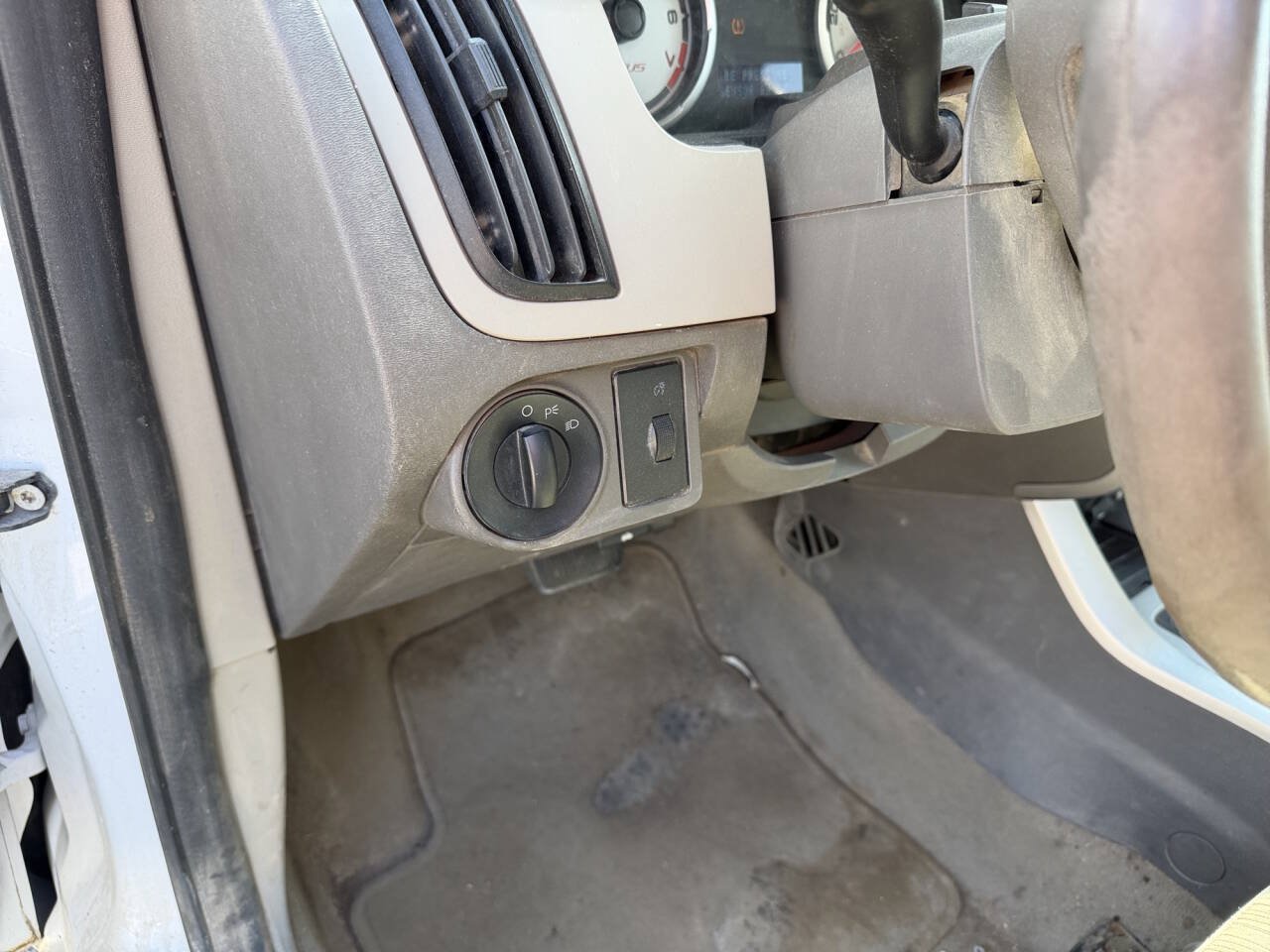Used 2008 Ford Focus SES FWD image 33