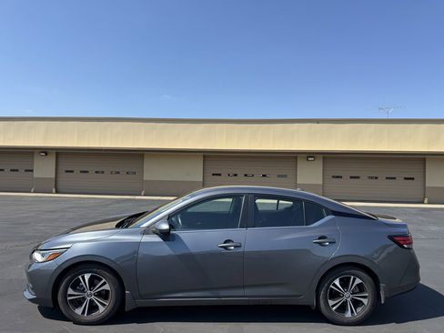 Used 2022 Nissan Sentra SV w/ Trunk Package FWD image 4