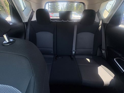 Used 2025 Kia Soul LX w/ LX Technology Package FWD image 36