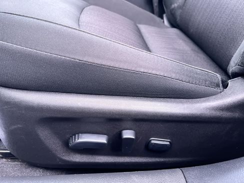 Used 2024 Nissan Altima 2.5 SV w/ SV Premium Package FWD image 12
