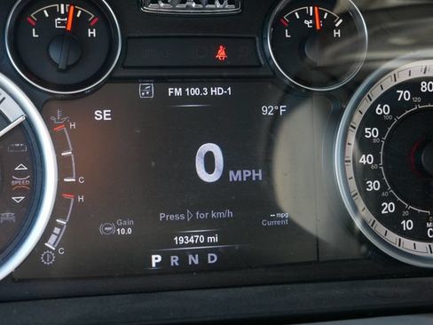 Used 2018 RAM 1500 Laramie w/ Convenience Group AWD/4WD image 34